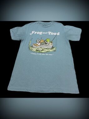 Frog and Toad Graphic Tee - Light Blue Short Sleeve S vintage 72”